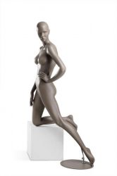 Dámská figurína Coy, figurína s lesklými rty, pozice C1105, barva RAL 7006