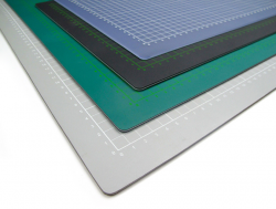 Řezací podložka 150x100 cm, zeleno/zelená, jednostranná, tloušťka 3 mm (86200015)